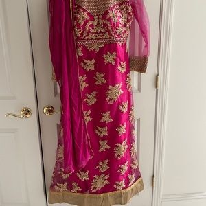Indian wedding guest outfit